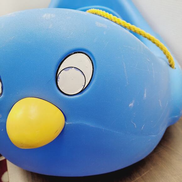 Blue Penguin Sled Pull Rope Seat Belt Strap - Complete with Eyes Vintage STEP 2 - Picture 3 of 15